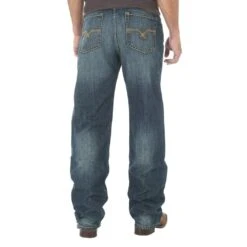 Wrangler Men's 33 Extreme Relaxed Fit Jeans